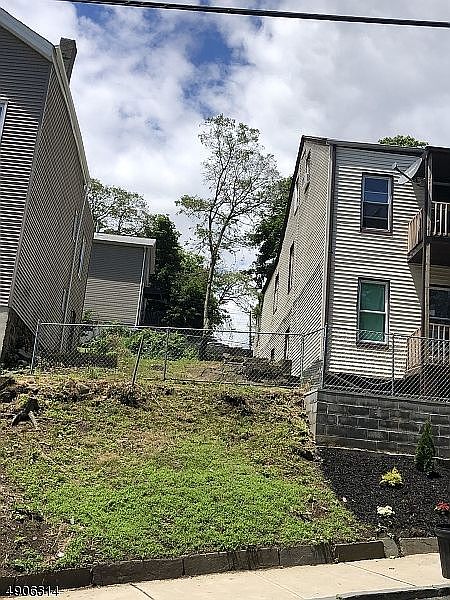 1st image of 45 Cliff St