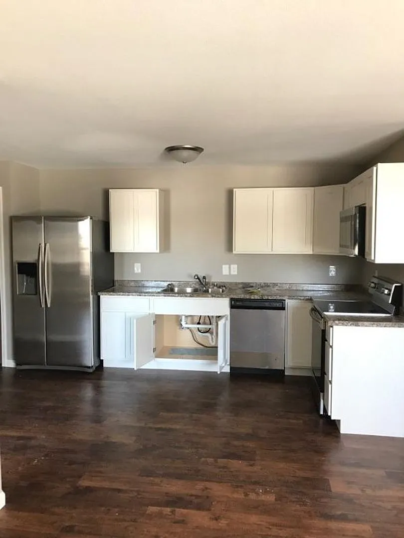 Meadows on 7th Apartments — Photo 2