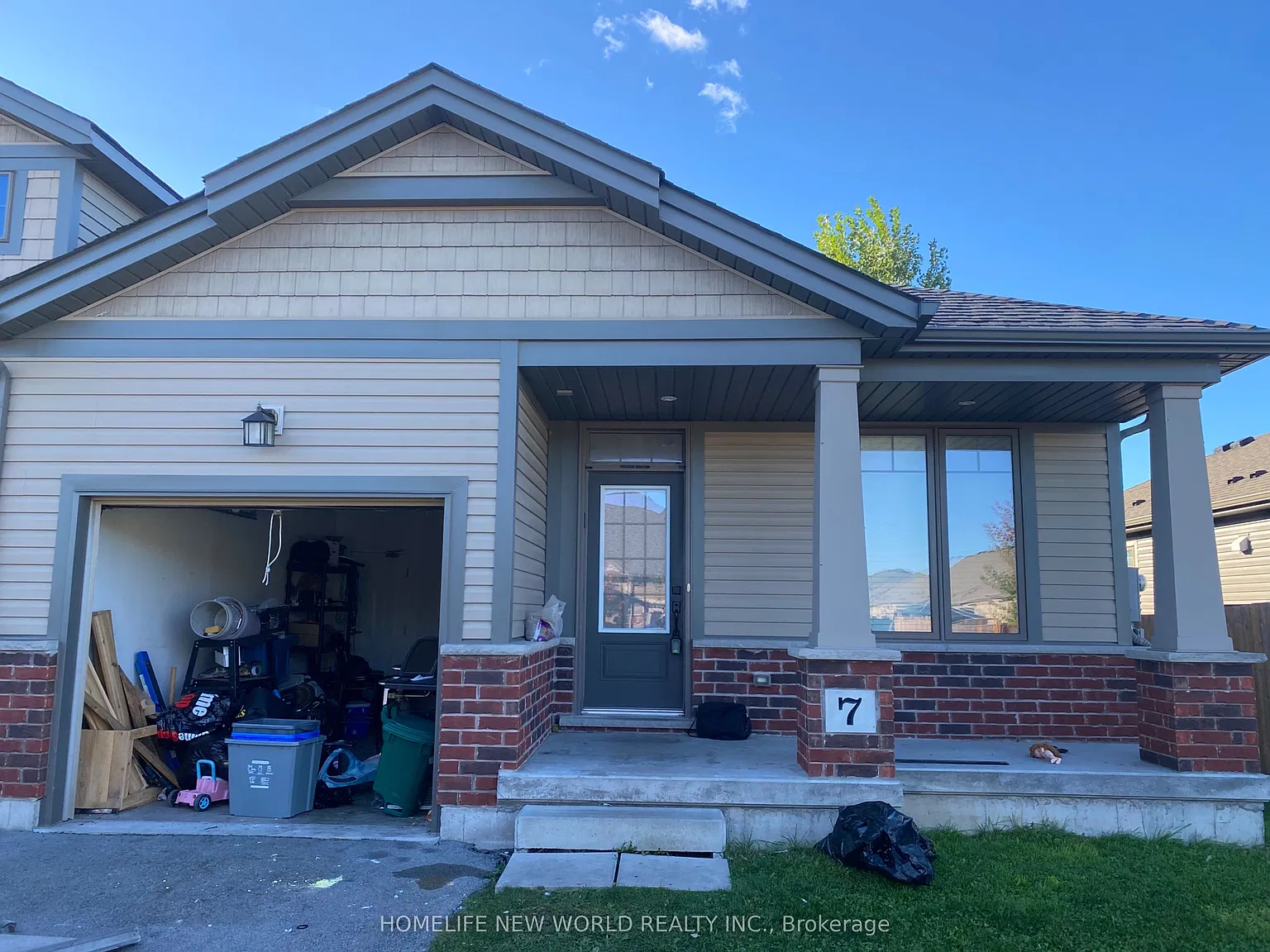2 bed, $2,400 — Photo 1