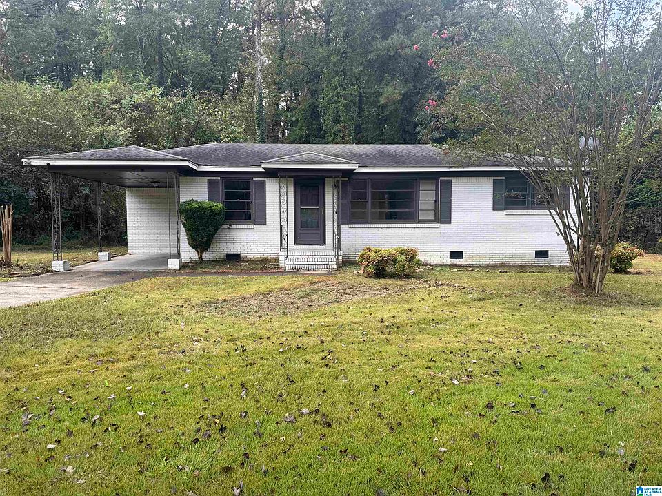 1st image of 201 Lake Drive Cir NE