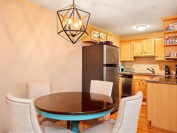 4th image of 772 Willard St Unit B6