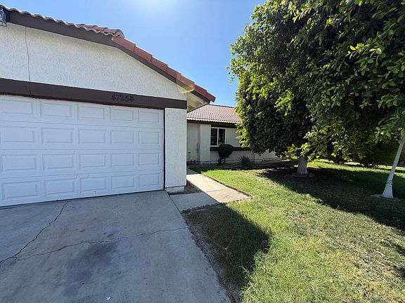 3rd image of 47254 Diane St