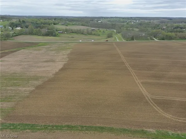 4600 Manchester Ave NW, North Lawrence, OH 44666