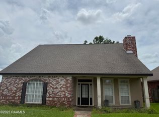 308 Creekside Dr, Lafayette, LA 70508