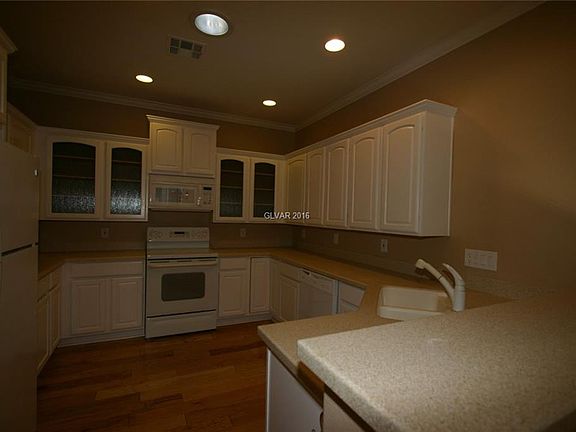 5th image of 11229 Emerald Pine Ln #0