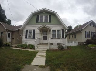 2944 12th Ave, Moline, IL 61265