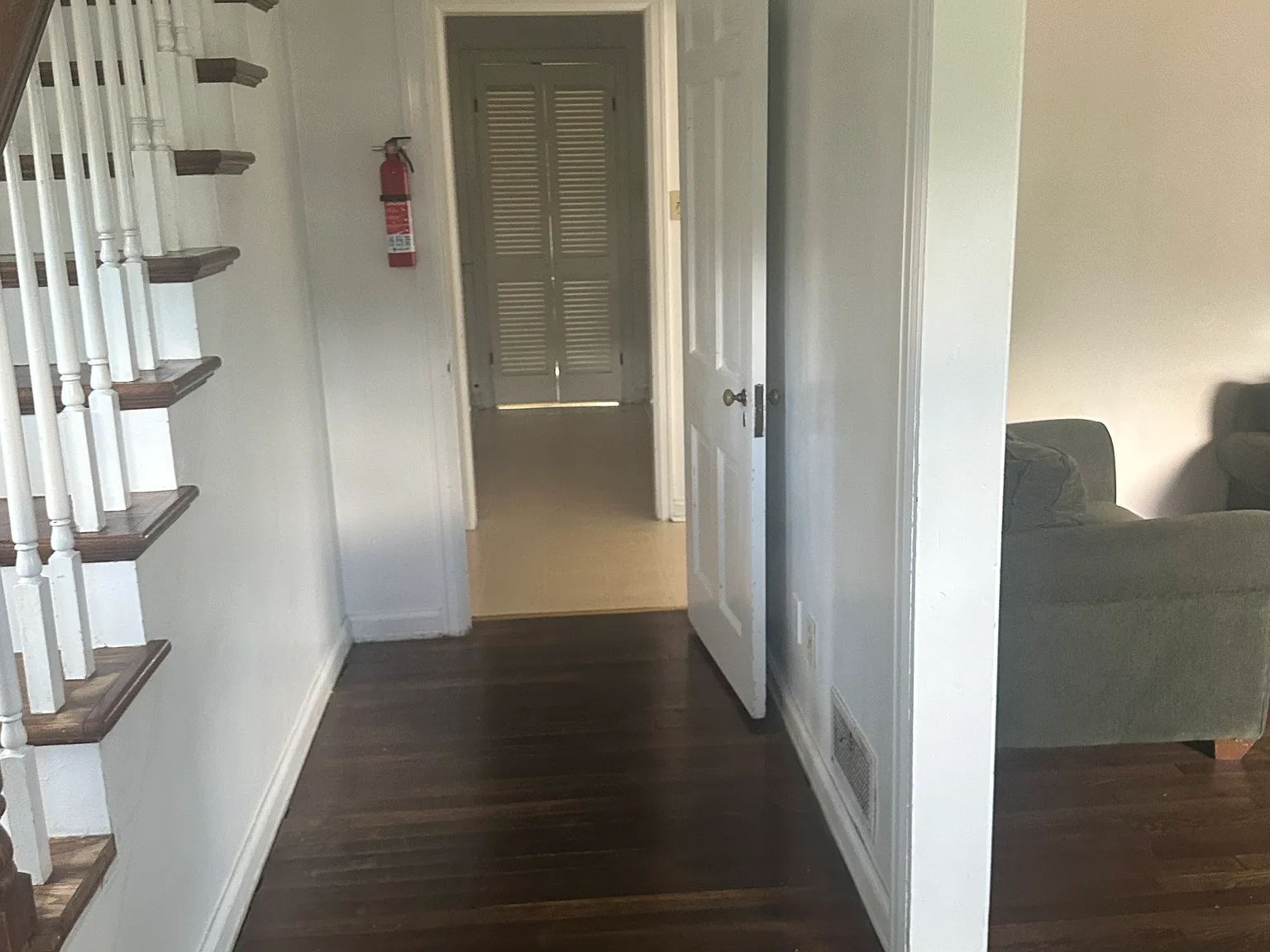 5 bed, 2413 sqft, $4,500 — Photo 3