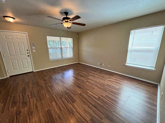 5th image of 4906 Corian Springs Dr