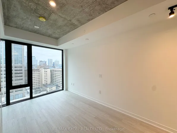 195 McCaul St, Toronto, ON