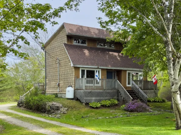 9333 Highway 3, Pleasant Lake, NS B5A 5J9