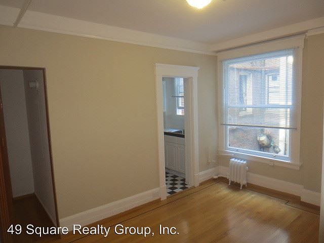 1st image of 81 9th St APT 208