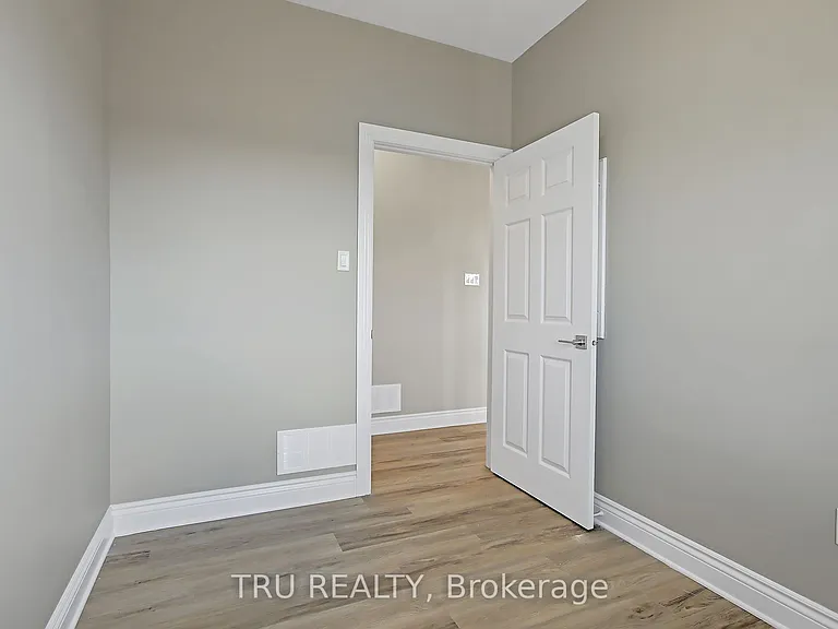 3654 Twin Elm Rd #A — Photo 31
