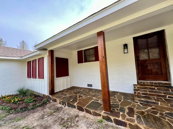 1882 Highway 541, Morton, MS 39117