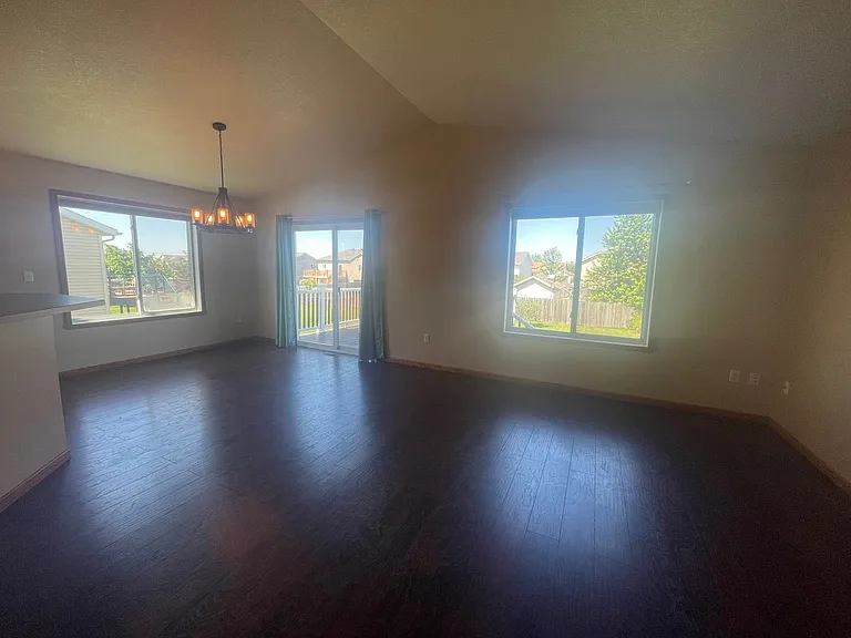 4516 Westport Pkwy — Photo 3