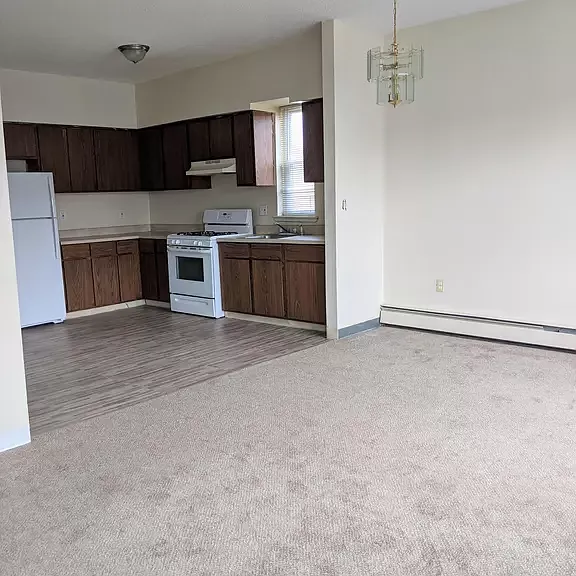 43 Lenox St #4 — Photo 11