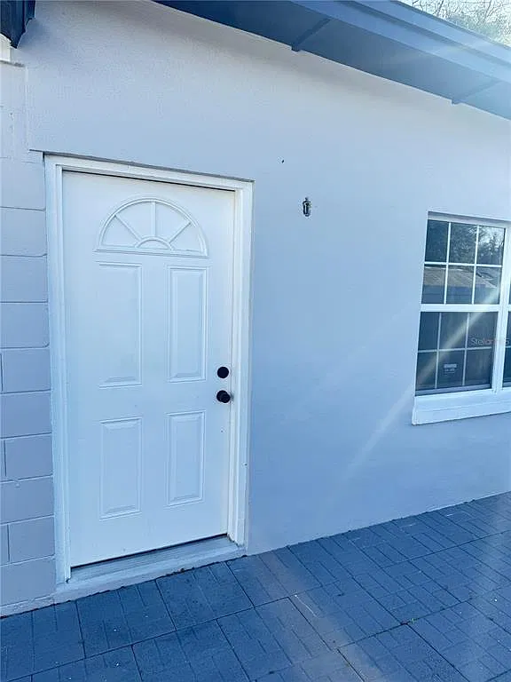 1 bed, 1.0 bath, 900 sqft, $1,200 — Photo 1