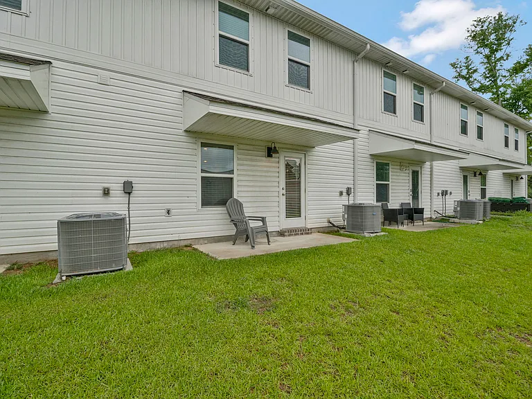 6356 Grove Park Dr — Photo 27