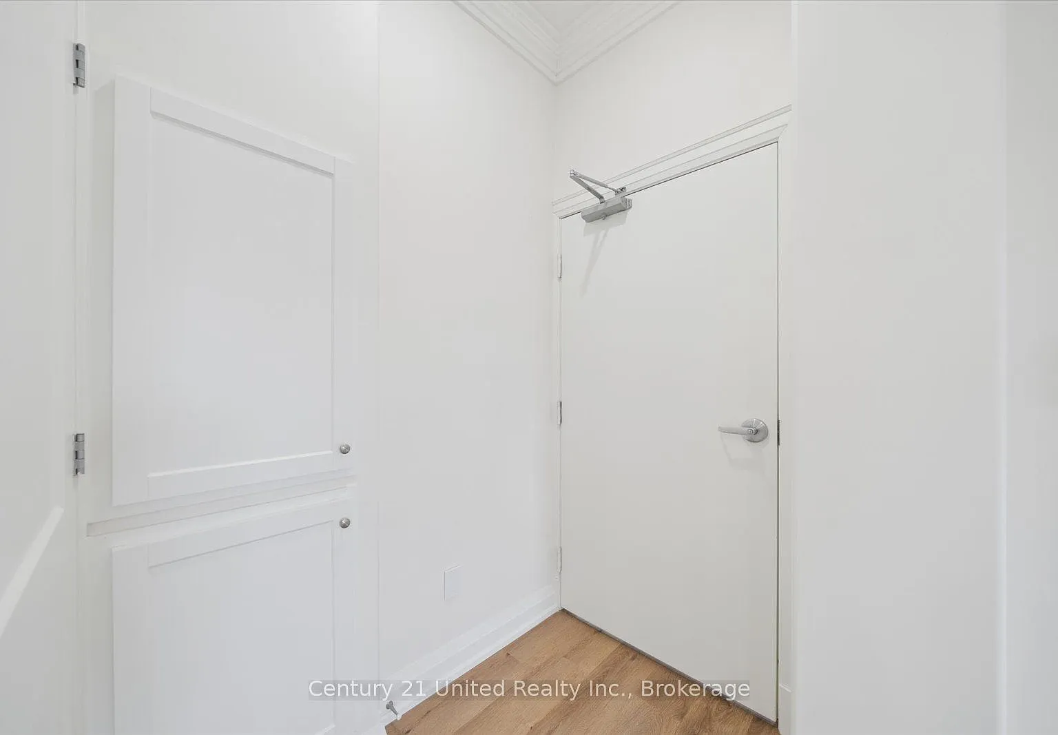 2 bed, $2,800 — Photo 3