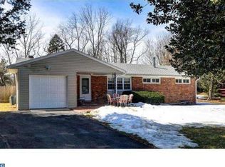 153 Old Cranbury Rd, East Windsor, NJ 08512