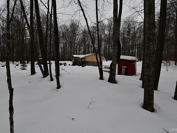 2nd image of County Line Rd S