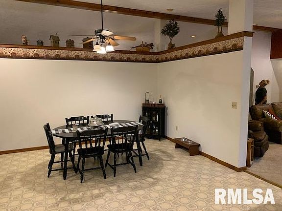 5th image of 15990 N Squire Ln