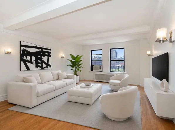 27 W 96th St, New York, NY