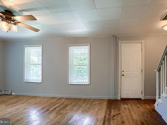 5th image of 301 Lenker Rd