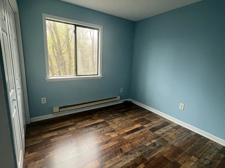 Woods Ln — Photo 27