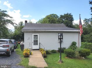 3 Oak St, Swatara Township, PA 17046