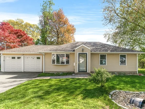 16 Old Country Way, Weymouth, MA 02188