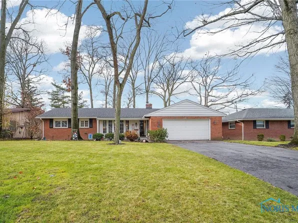 3060 Dorian Dr, Toledo, OH 43614