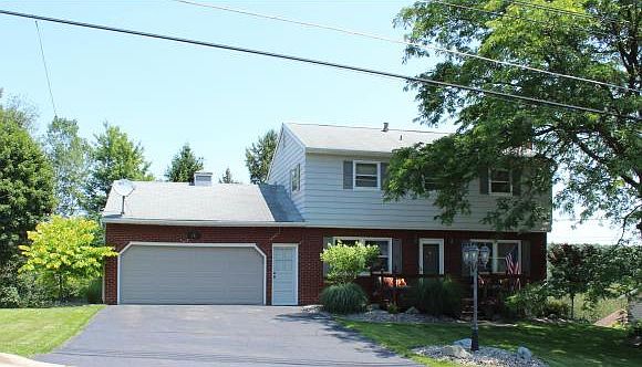 1st image of 572 Leon Dr