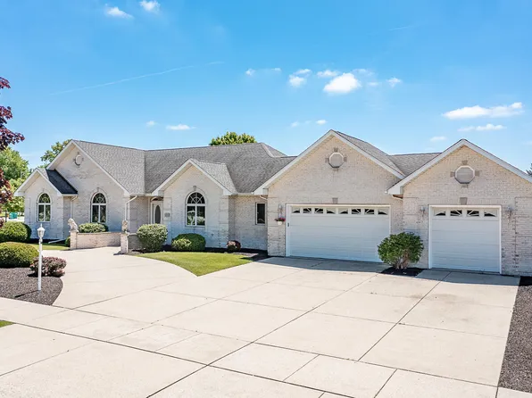 1020 Cornwallis Ln, Munster, IN 46321