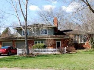 3034 Trail Rd, Lawrence, KS 66049