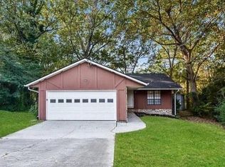 2673 Stoneview Ct NW, Conyers, GA 30012