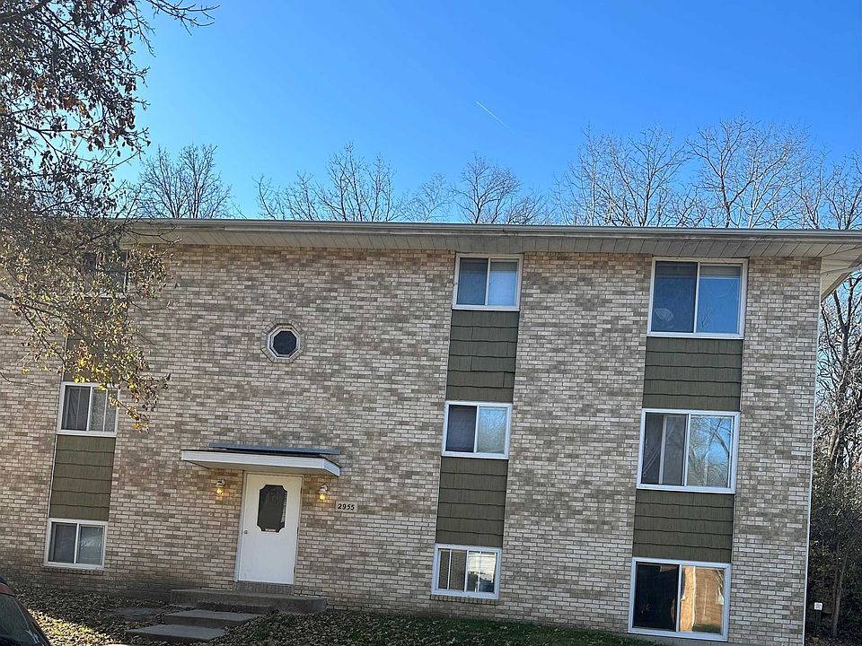 1st image of 2955 Wildwood Dr