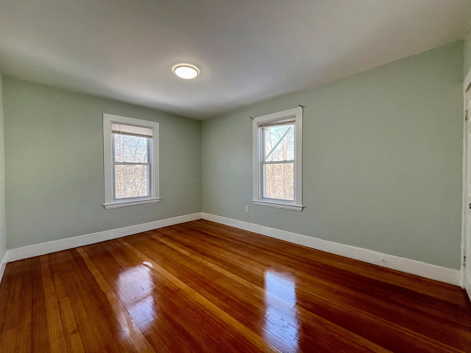 4 bed, 1500 sqft, $850 — Photo 3
