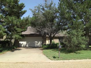 2914 Mesa Dr, Plainview, TX 79072