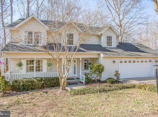 6329 Forest Grove Dr, Fredericksburg, VA 22407