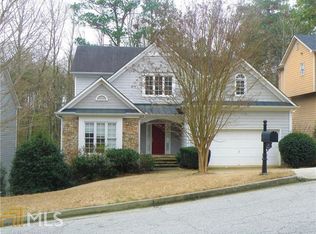 16 Vinings Lake Dr, Jersey City, GA 07302