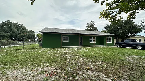 261 Caldwell St Photo 1