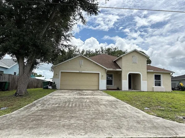 2517 SW Cooper Ln, Port Saint Lucie, FL 34984