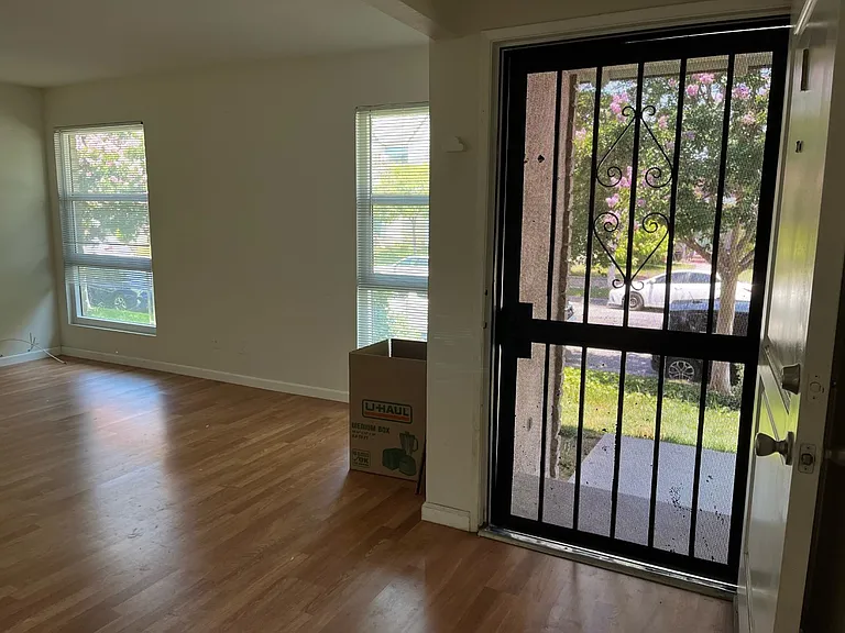 1015 S Marguerita Ave #1 — Photo 18