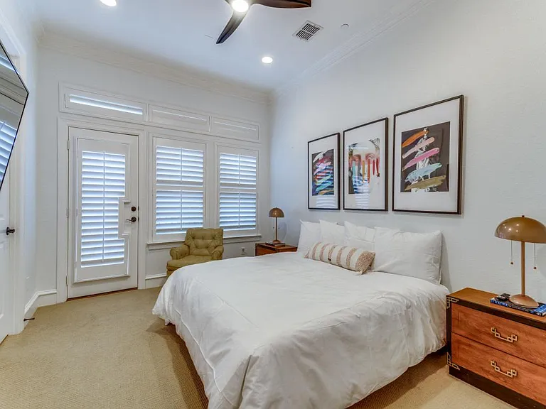 7935 Osborn Pkwy — Photo 10
