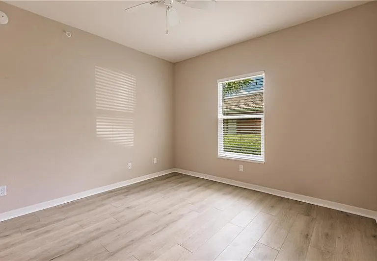 27400 Palmesta Cir #A — Photo 28