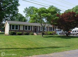 10913 Hillcrest Dr, Laurel, MD 20723