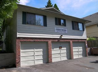 2125-2133 NE Couch St #2129, Portland, OR 97232