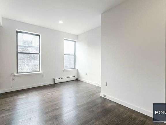 2nd image of 3671 Broadway APT 27