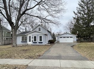 Park St E, Wayzata, MN 55391
