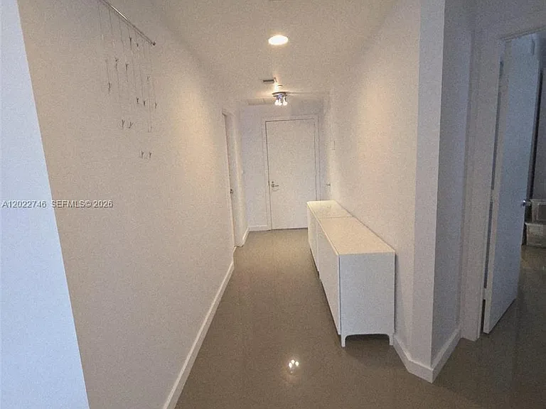 1060 Brickell Ave #2201 — Photo 14